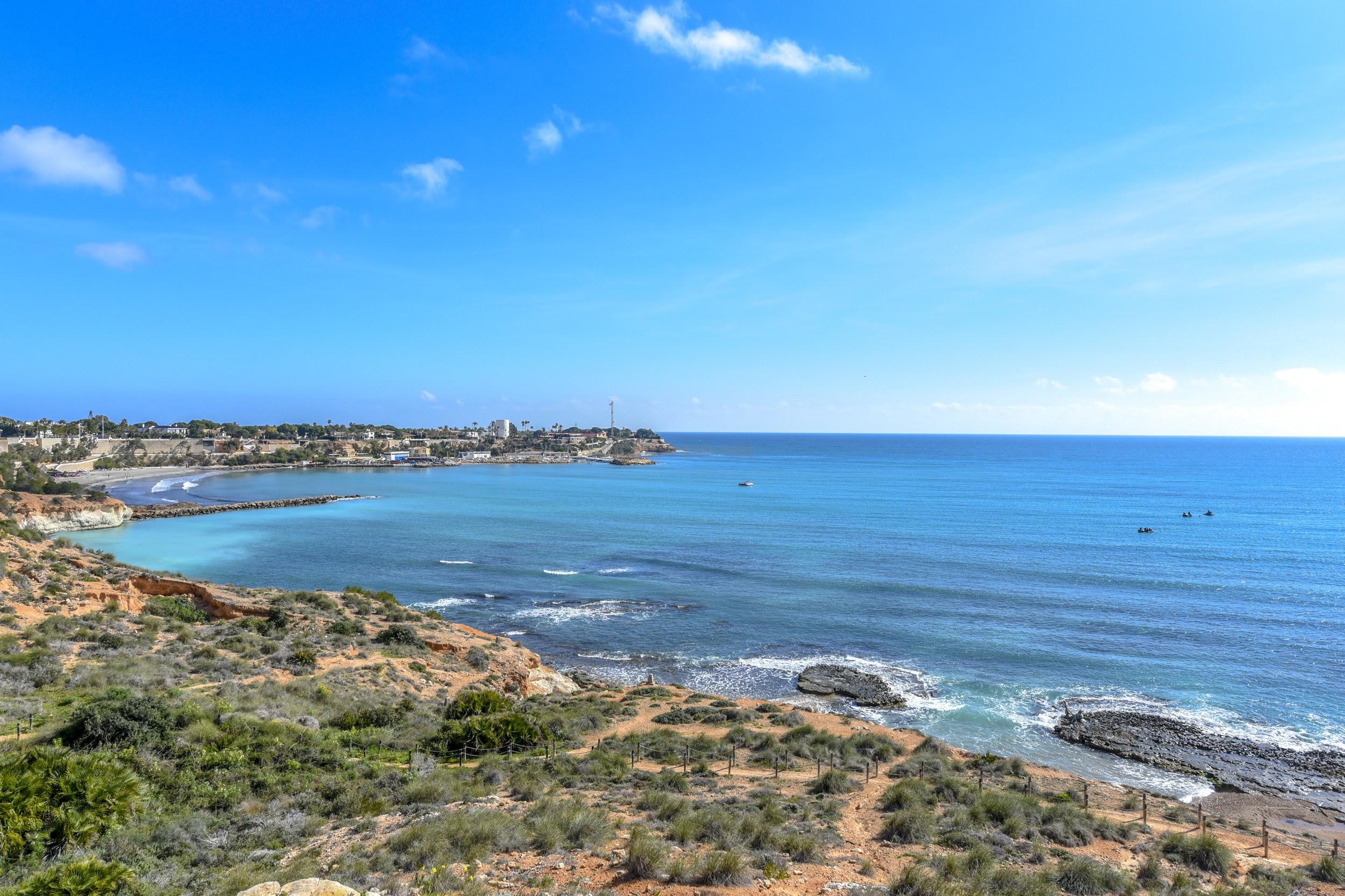 For rent of apartment in Orihuela Costa