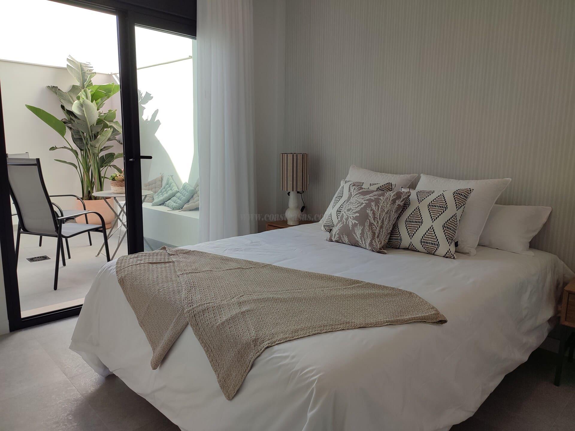 For sale of ground floor in Pilar de la Horadada