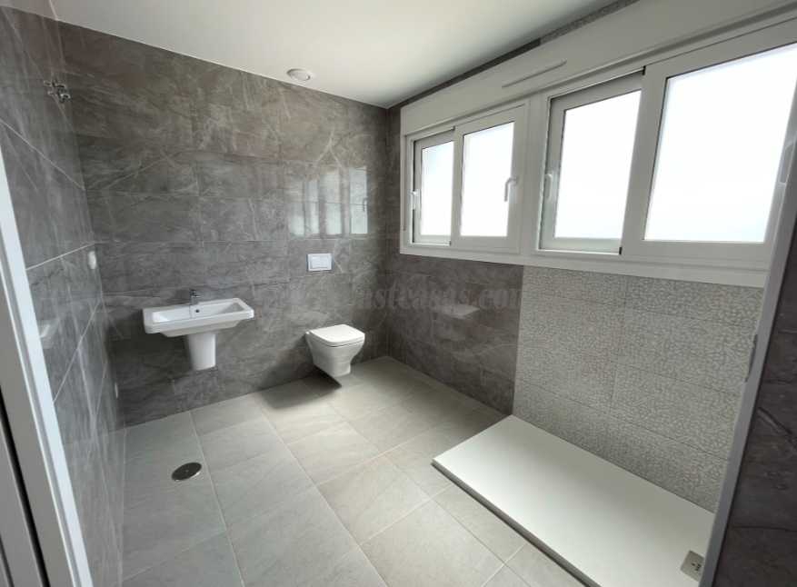 For sale of villa in Gran Alacant