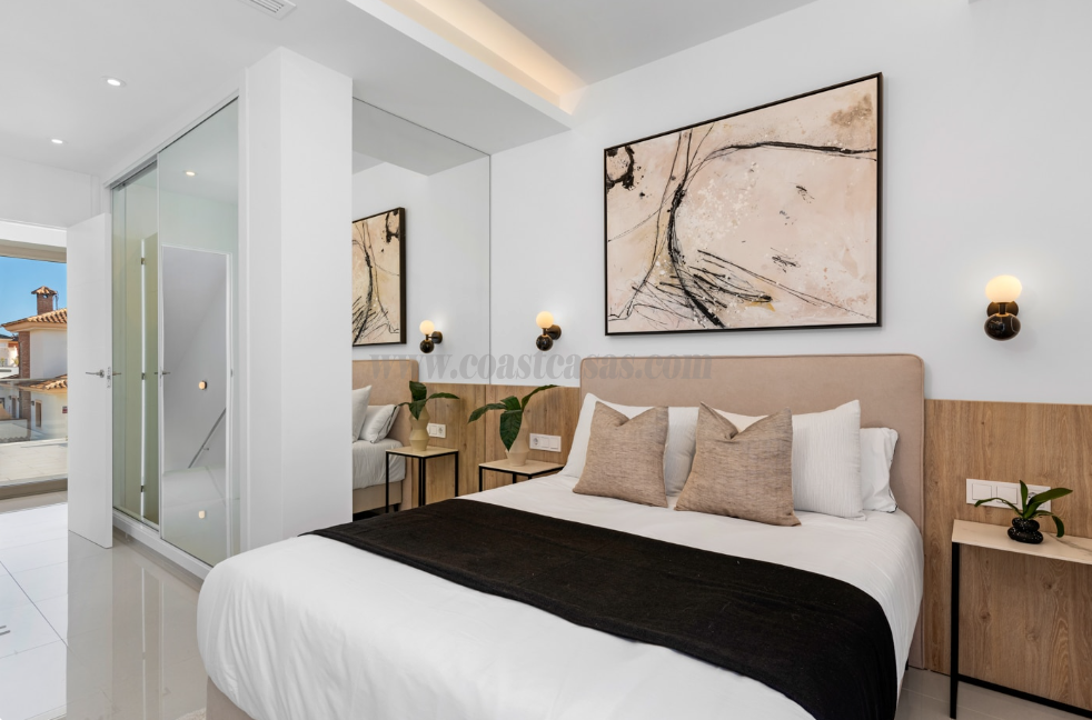 Venta de villa en Los Alcázares