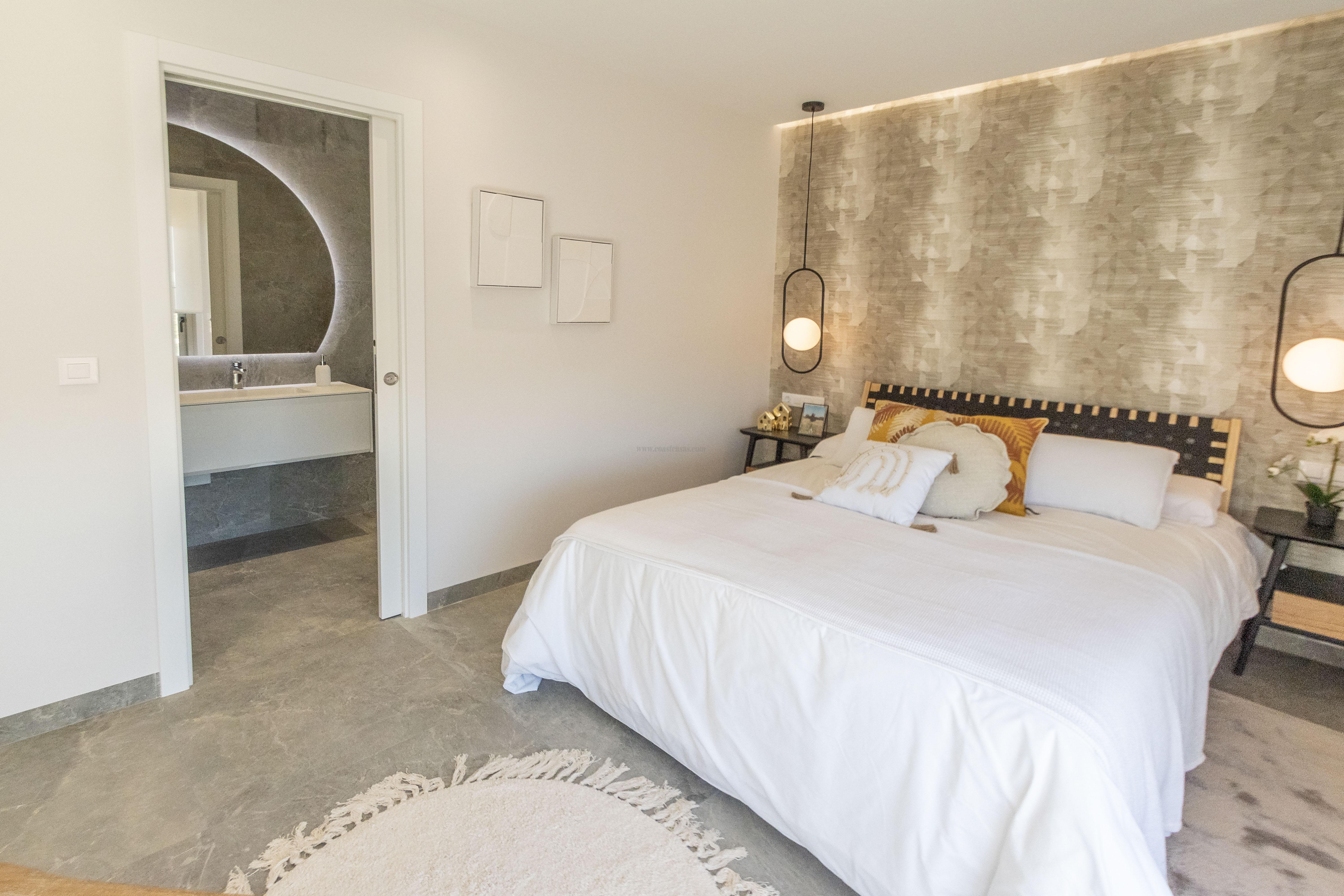 For sale of villa in Pilar de la Horadada