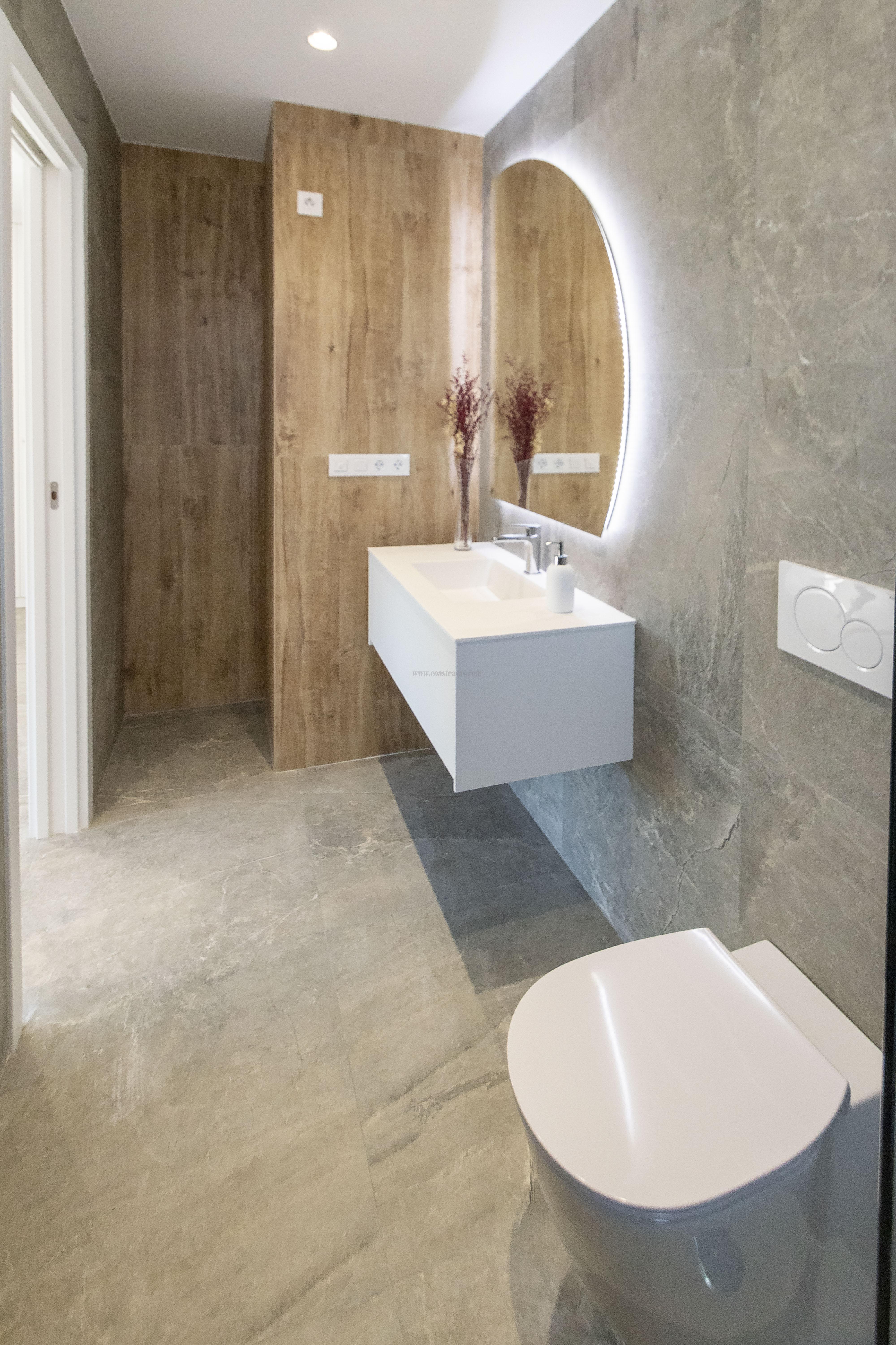 For sale of villa in Pilar de la Horadada