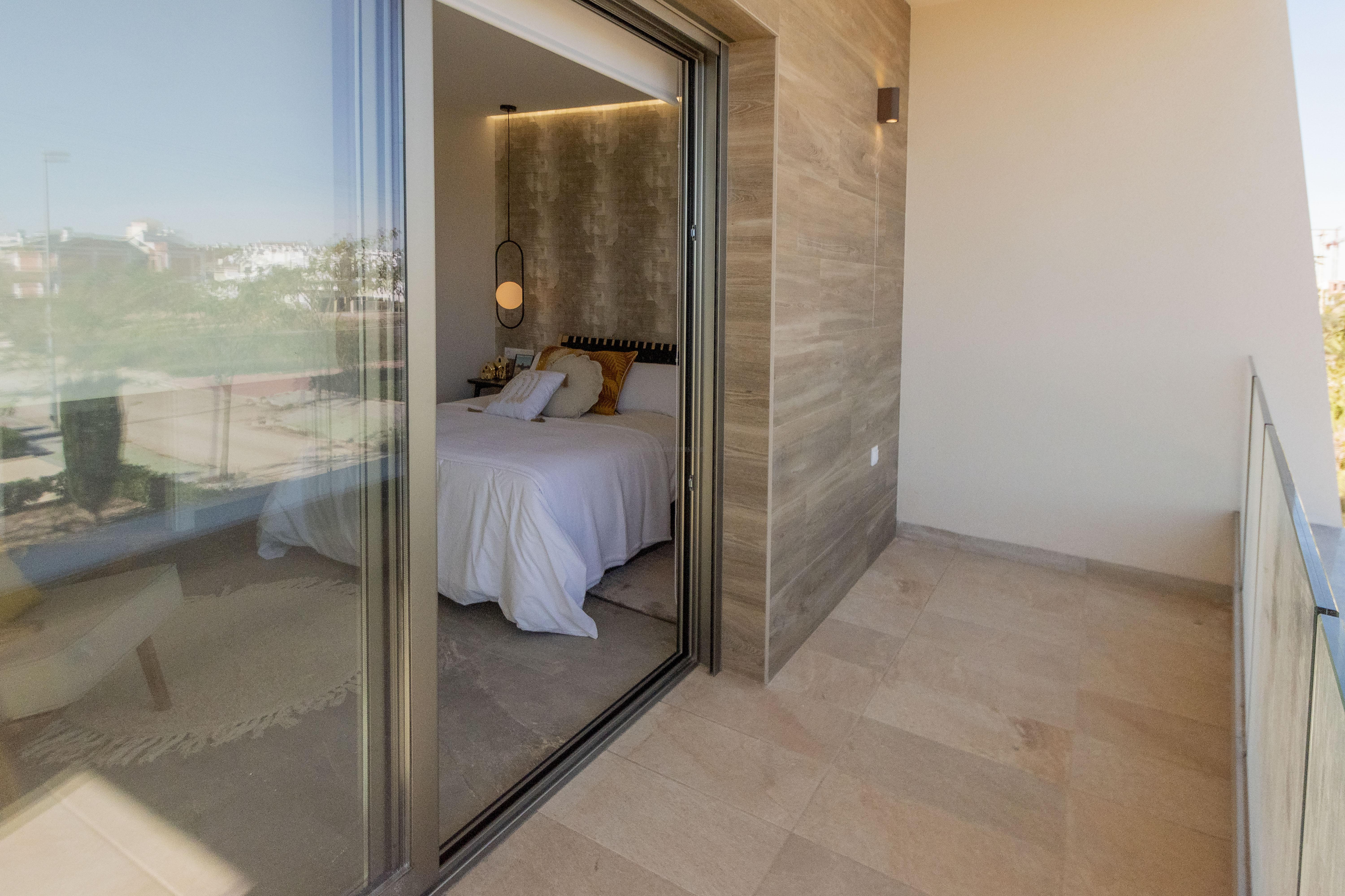 For sale of villa in Pilar de la Horadada