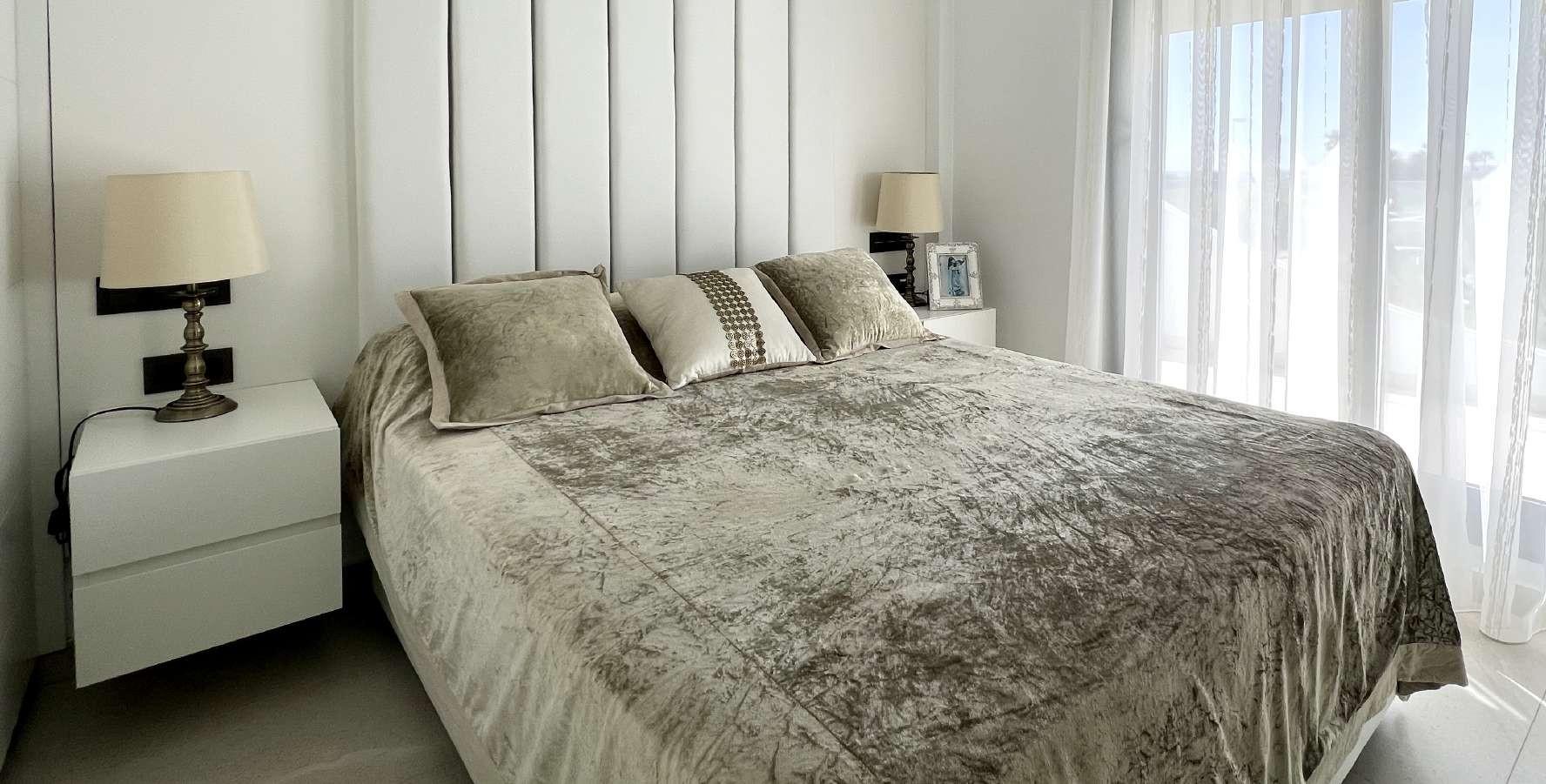 Venta de villa en Rojales