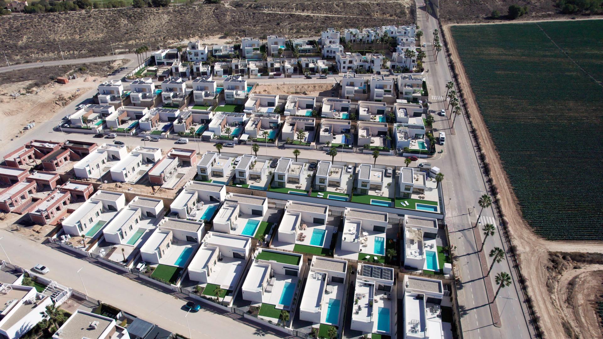 Venta de villa en Algorfa