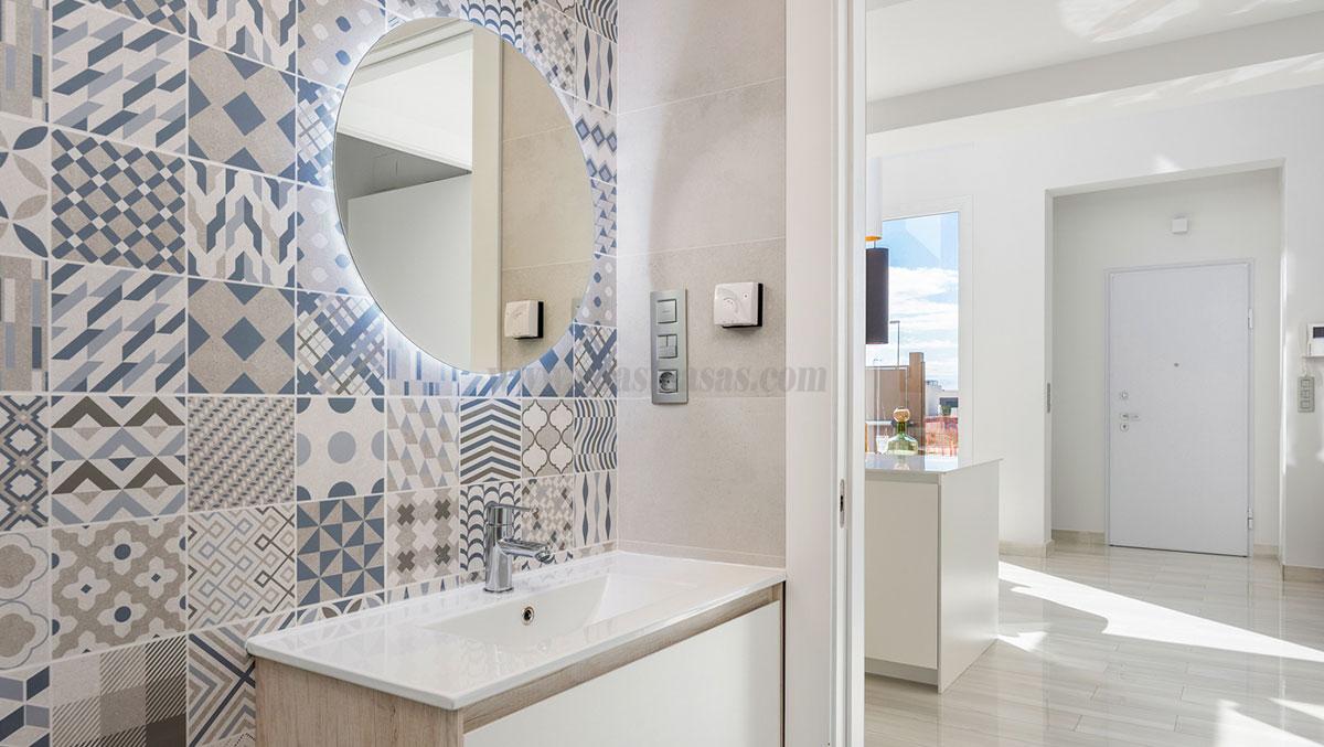 Venta de villa en Los Montesinos