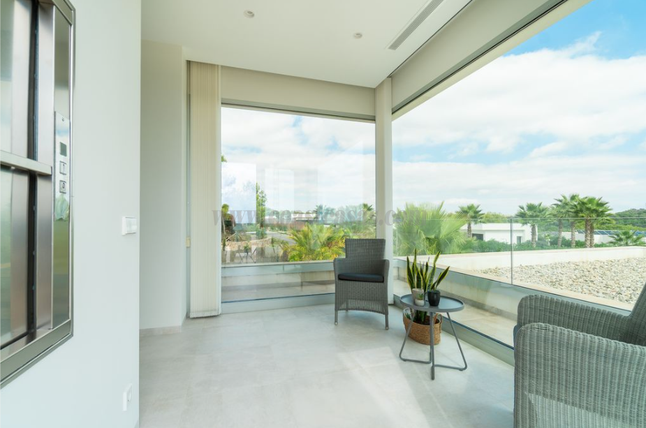 Venta de villa en Orihuela