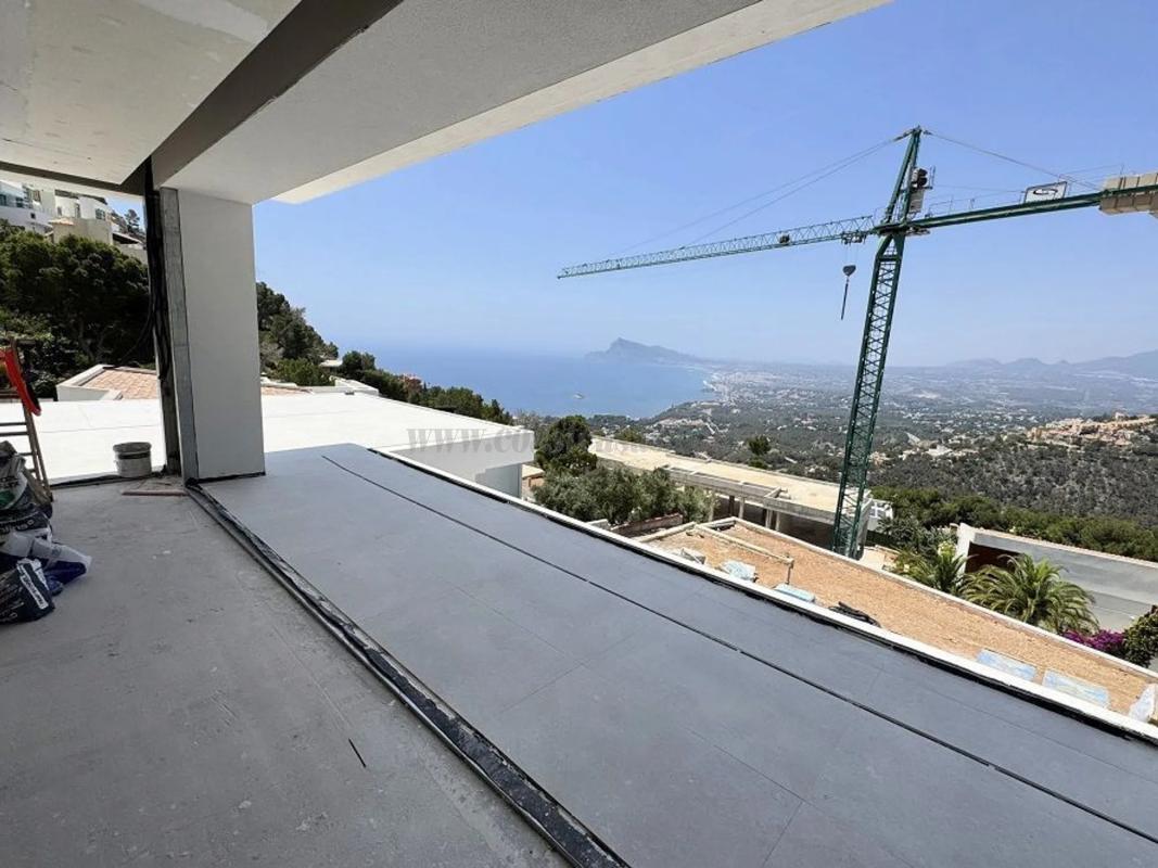 For sale of villa in Altea