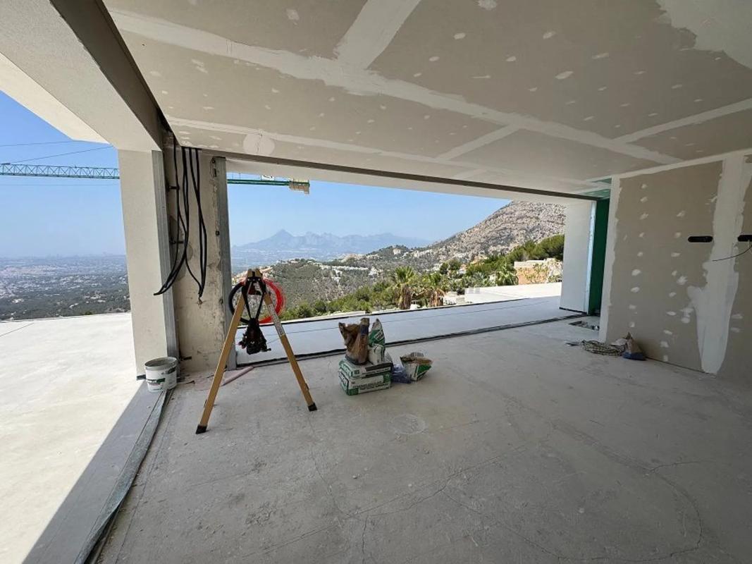 For sale of villa in Altea