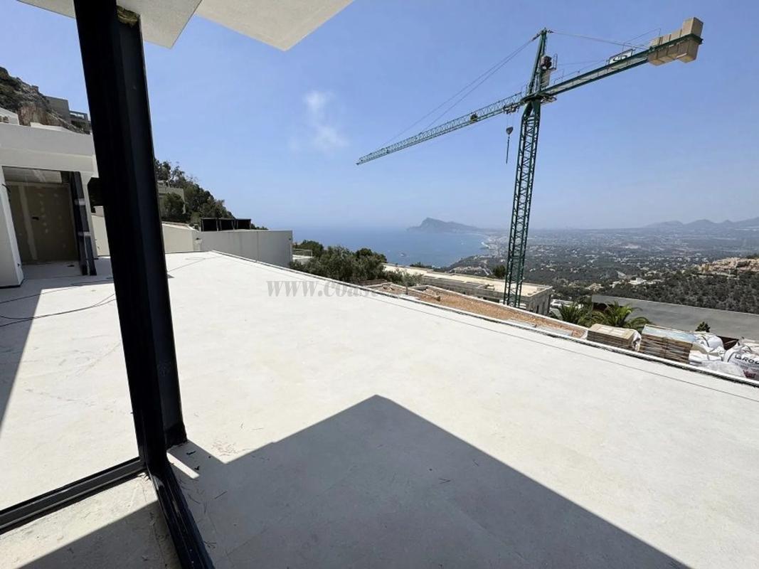 For sale of villa in Altea