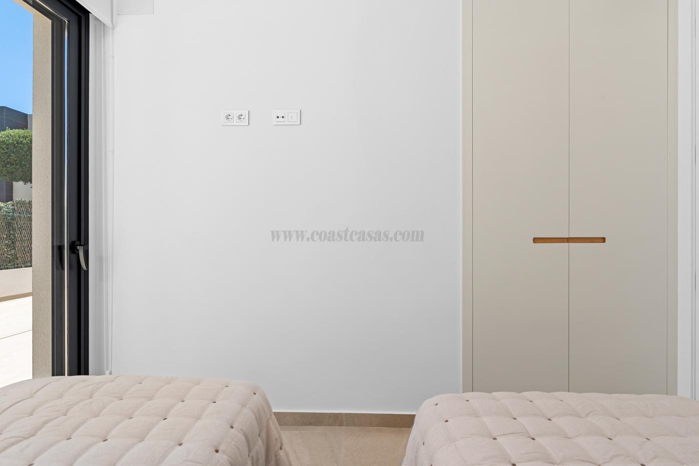 For sale of villa in Orihuela