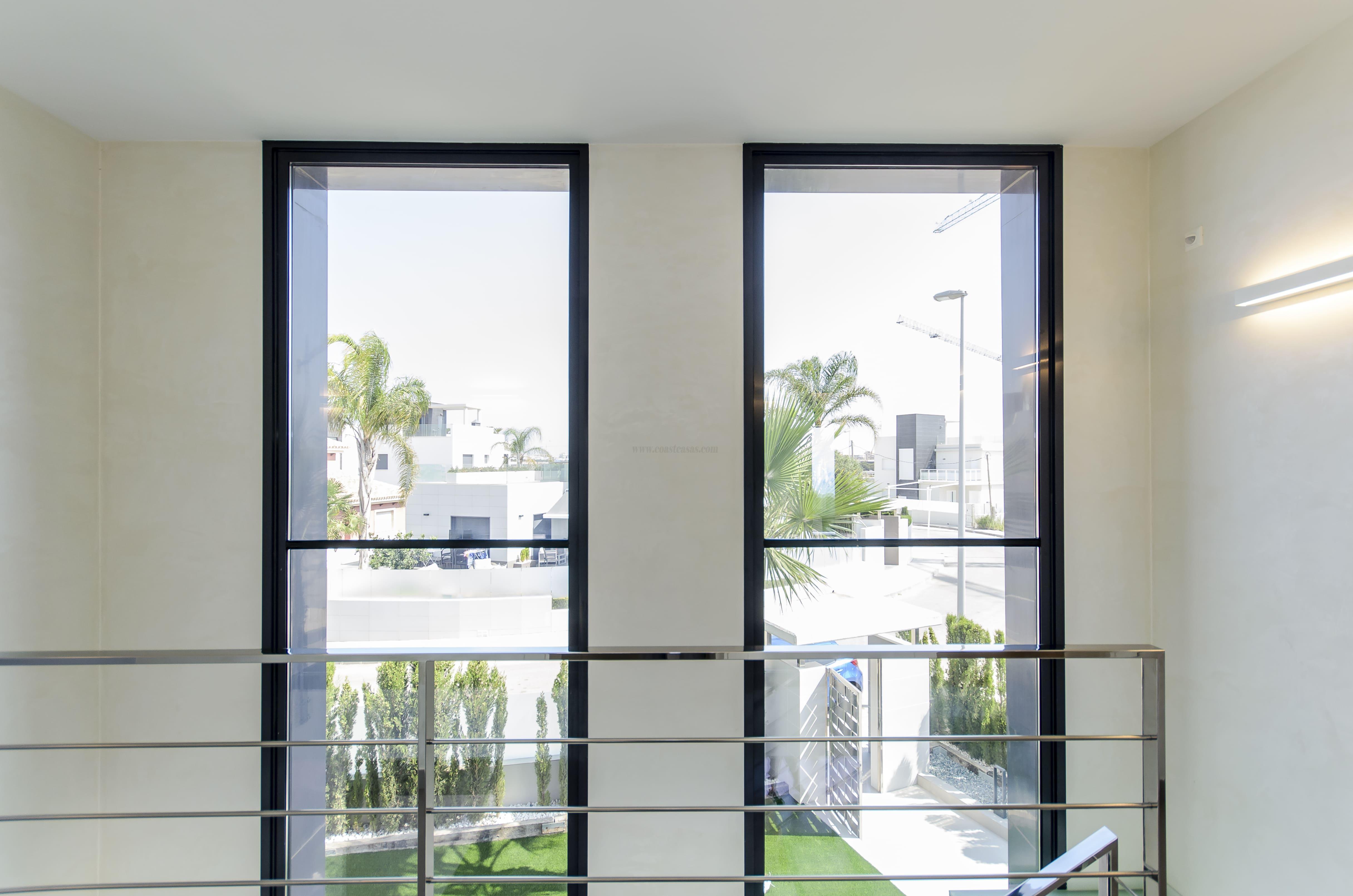 Venta de villa en Orihuela