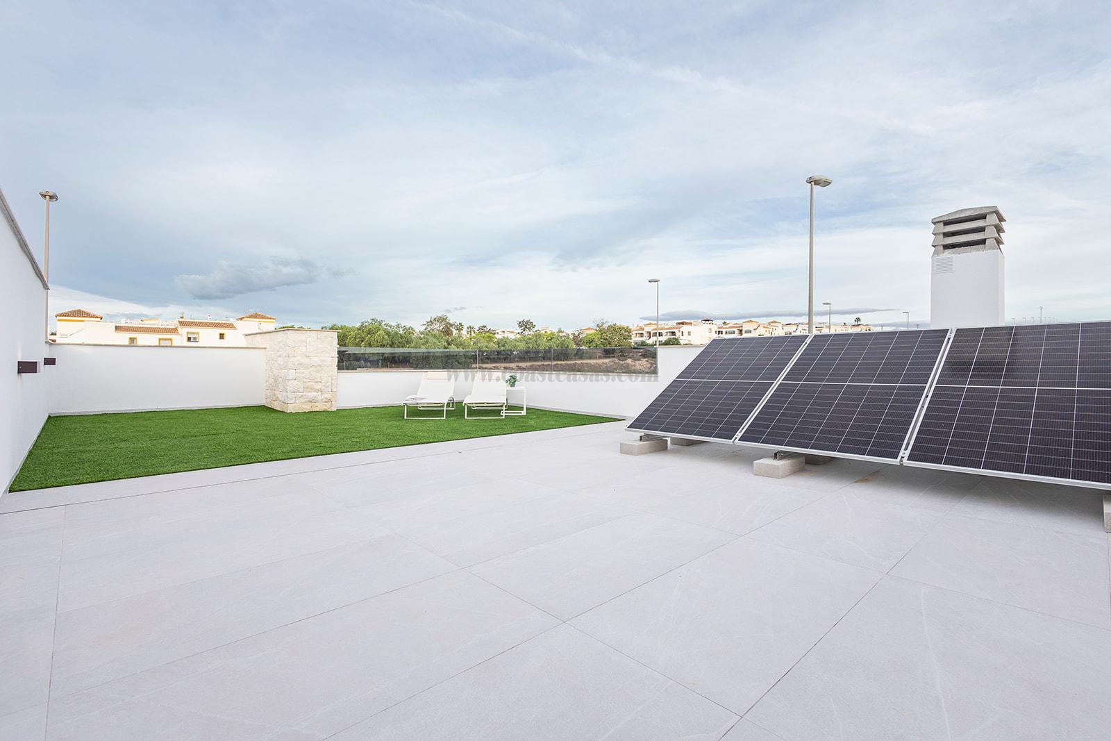 Venta de villa en Orihuela