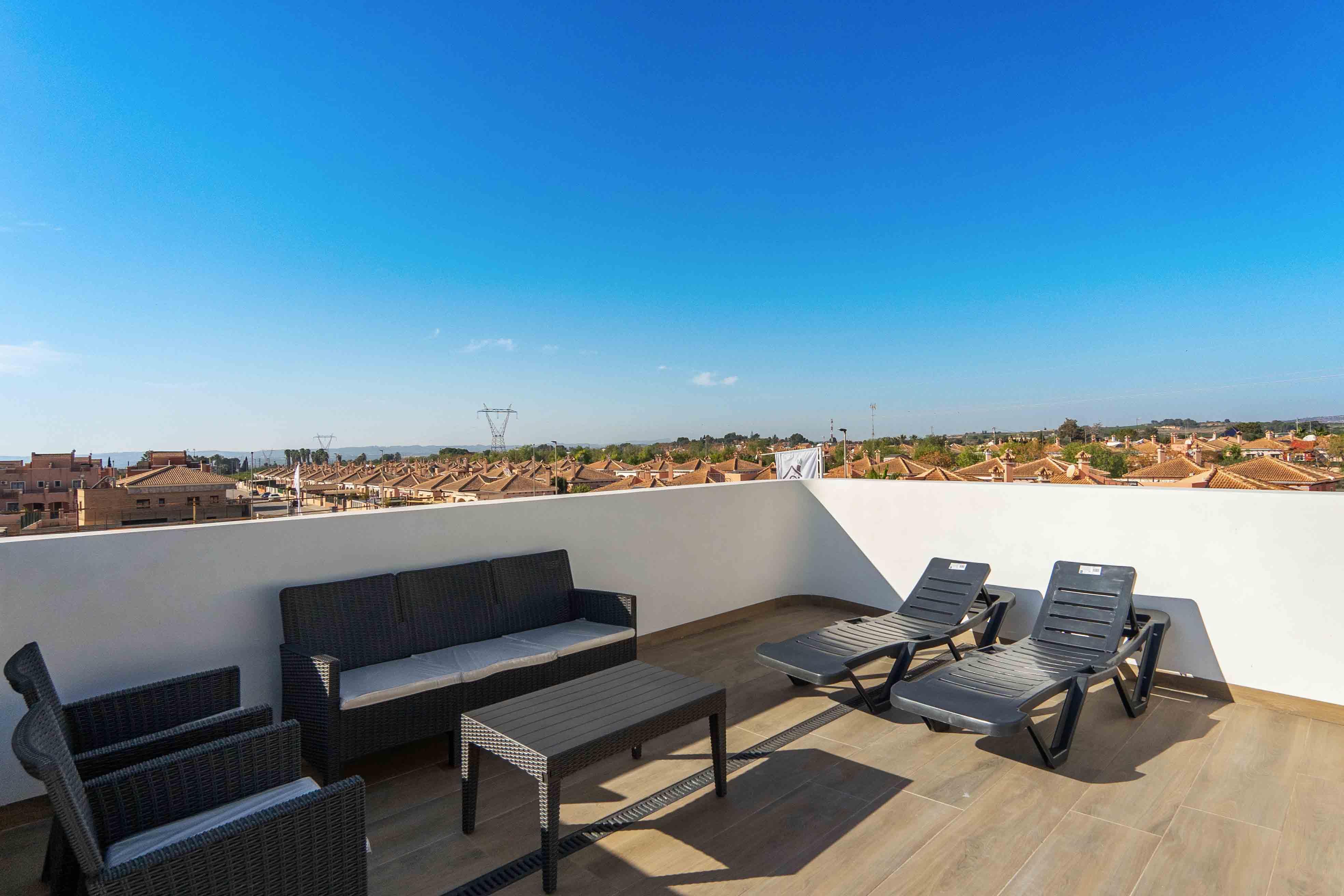 For sale of villa in Los Montesinos