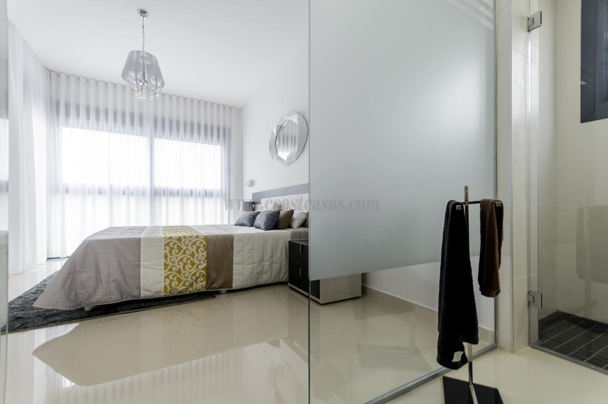 Venta de villa en San Miguel de Salinas