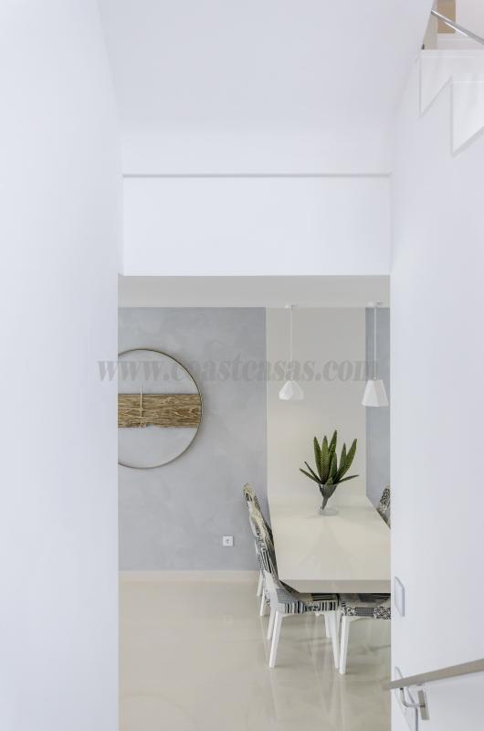 Venta de villa en San Miguel de Salinas