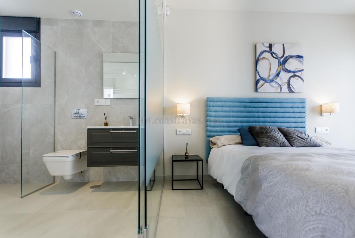 Venta de villa en San Miguel de Salinas