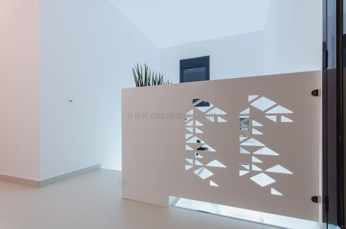 Venta de villa en San Miguel de Salinas