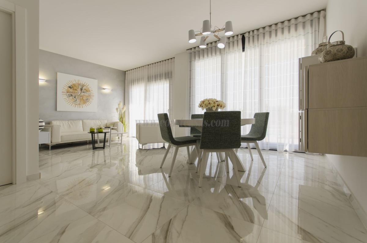 Venta de villa en San Miguel de Salinas