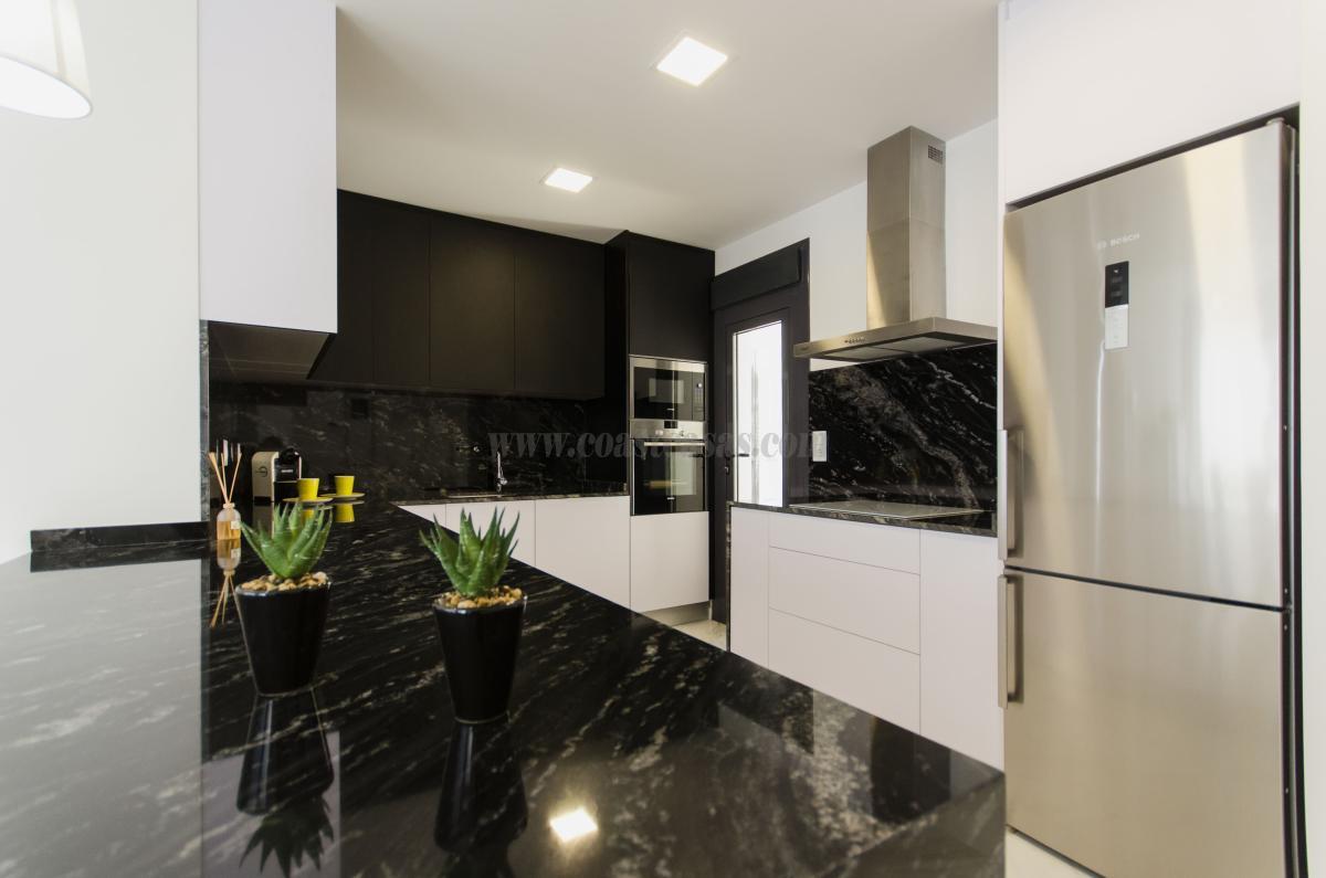 Venta de villa en San Miguel de Salinas