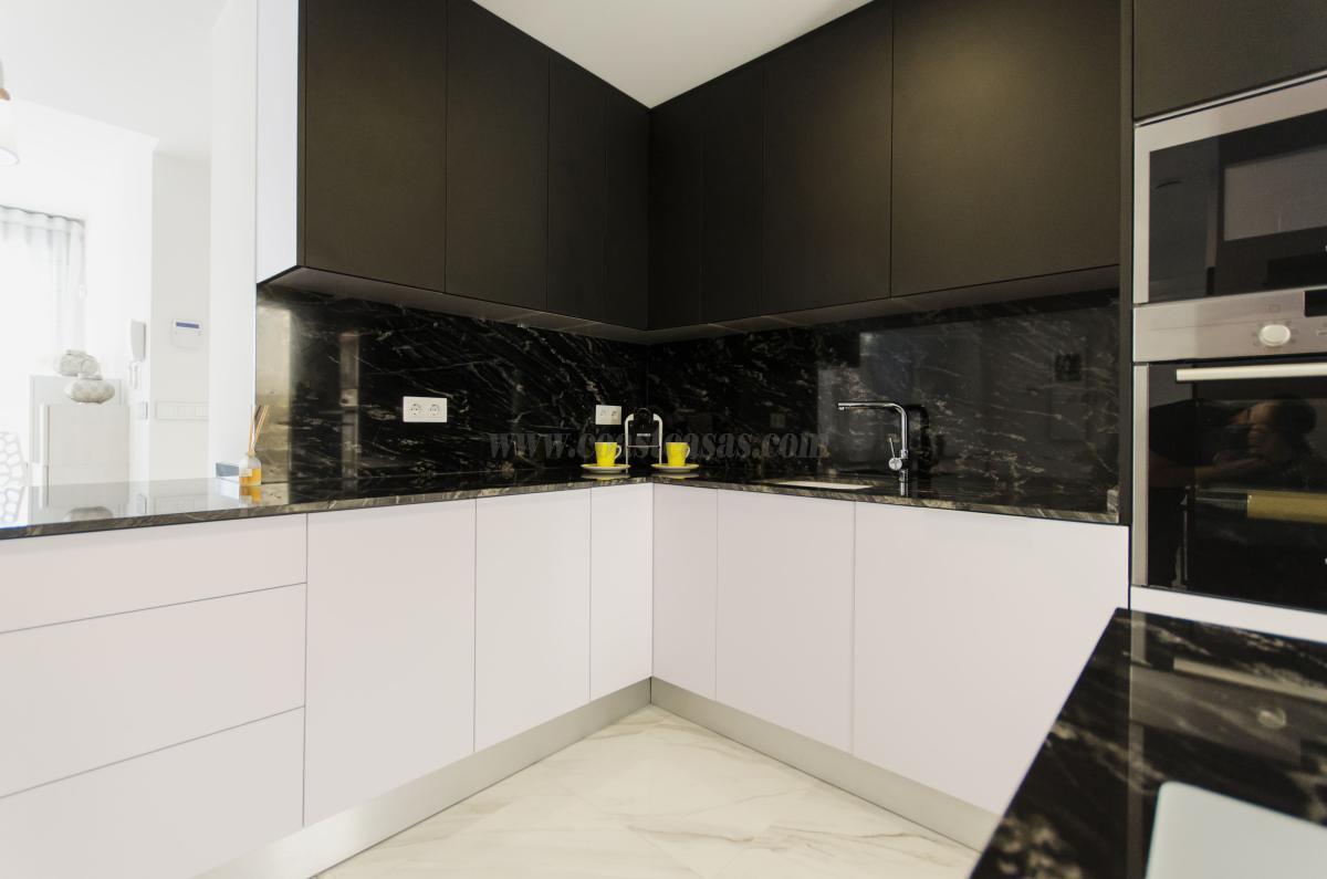 Venta de villa en San Miguel de Salinas