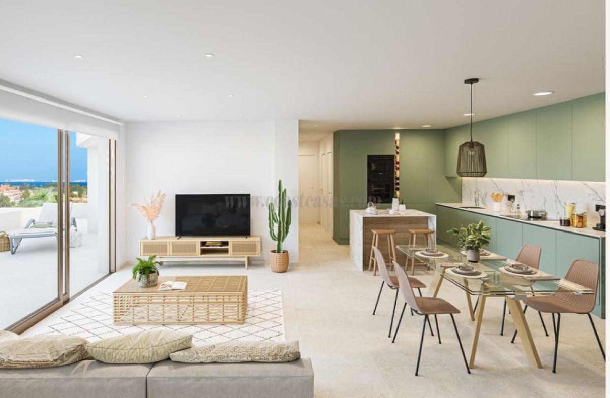 Venta de villa en Los Alcázares