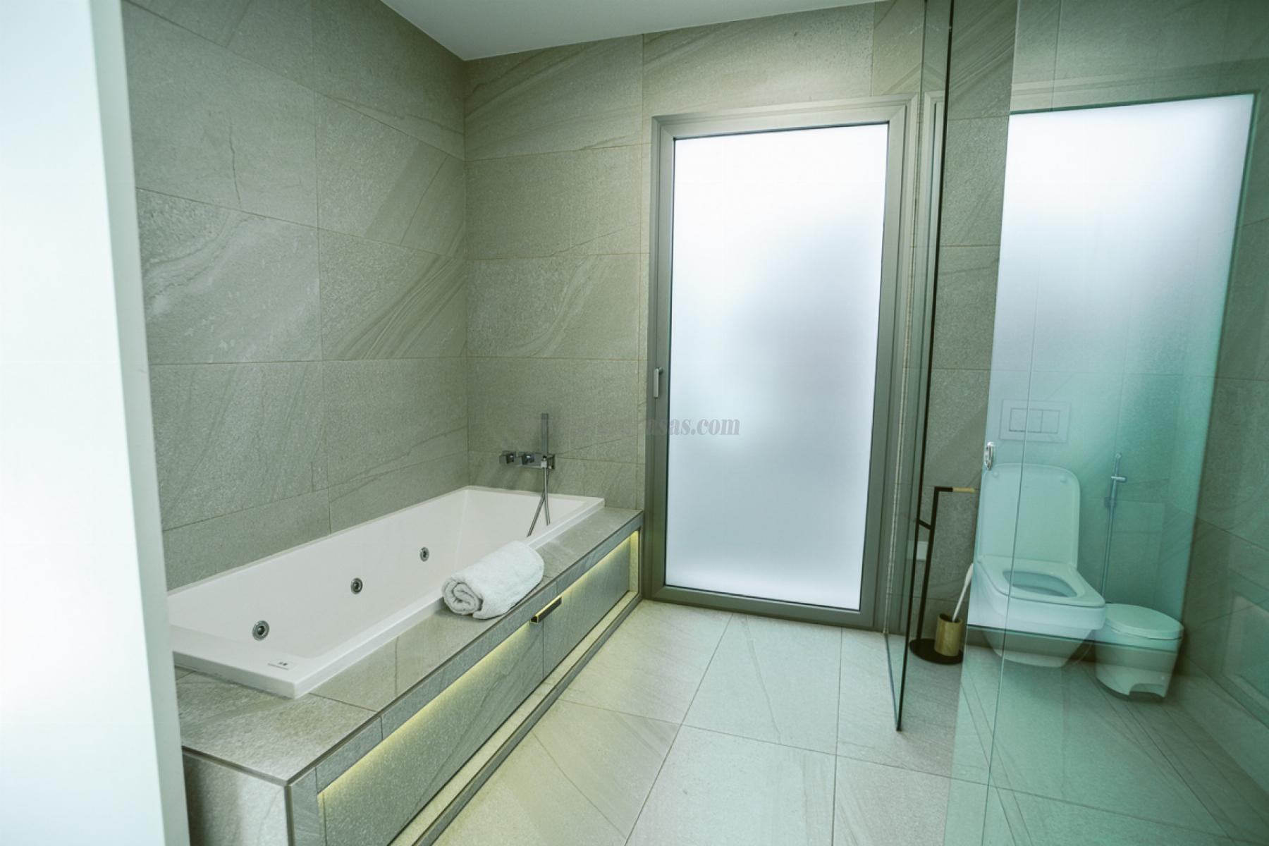 For sale of villa in Orihuela Costa