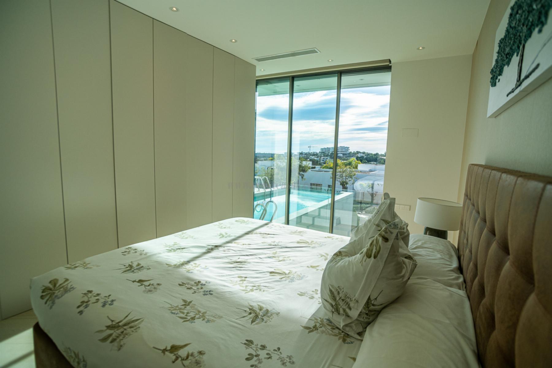 For sale of villa in Orihuela Costa