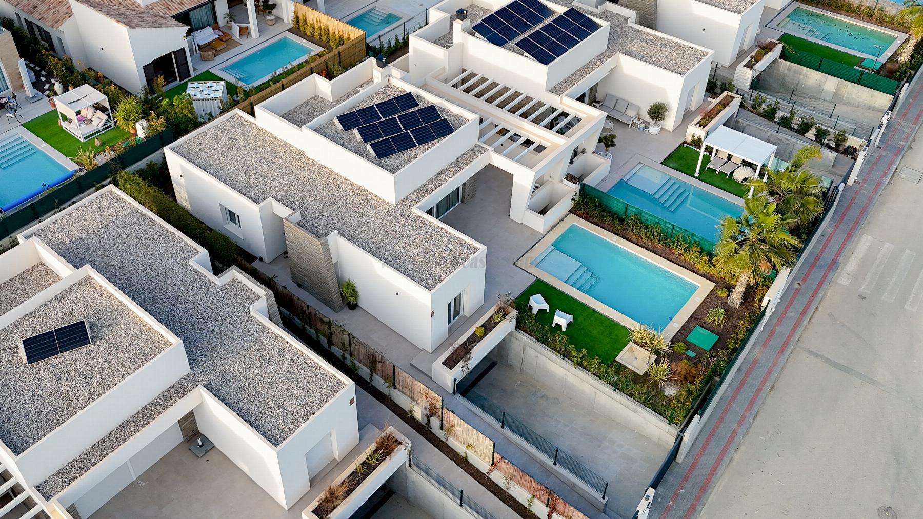 Venta de villa en Algorfa