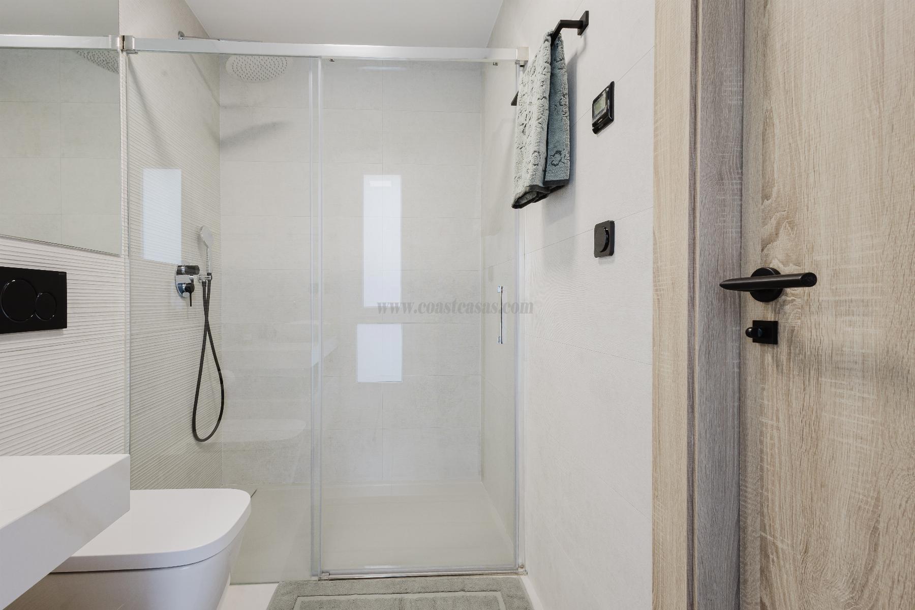 Venta de villa en Algorfa