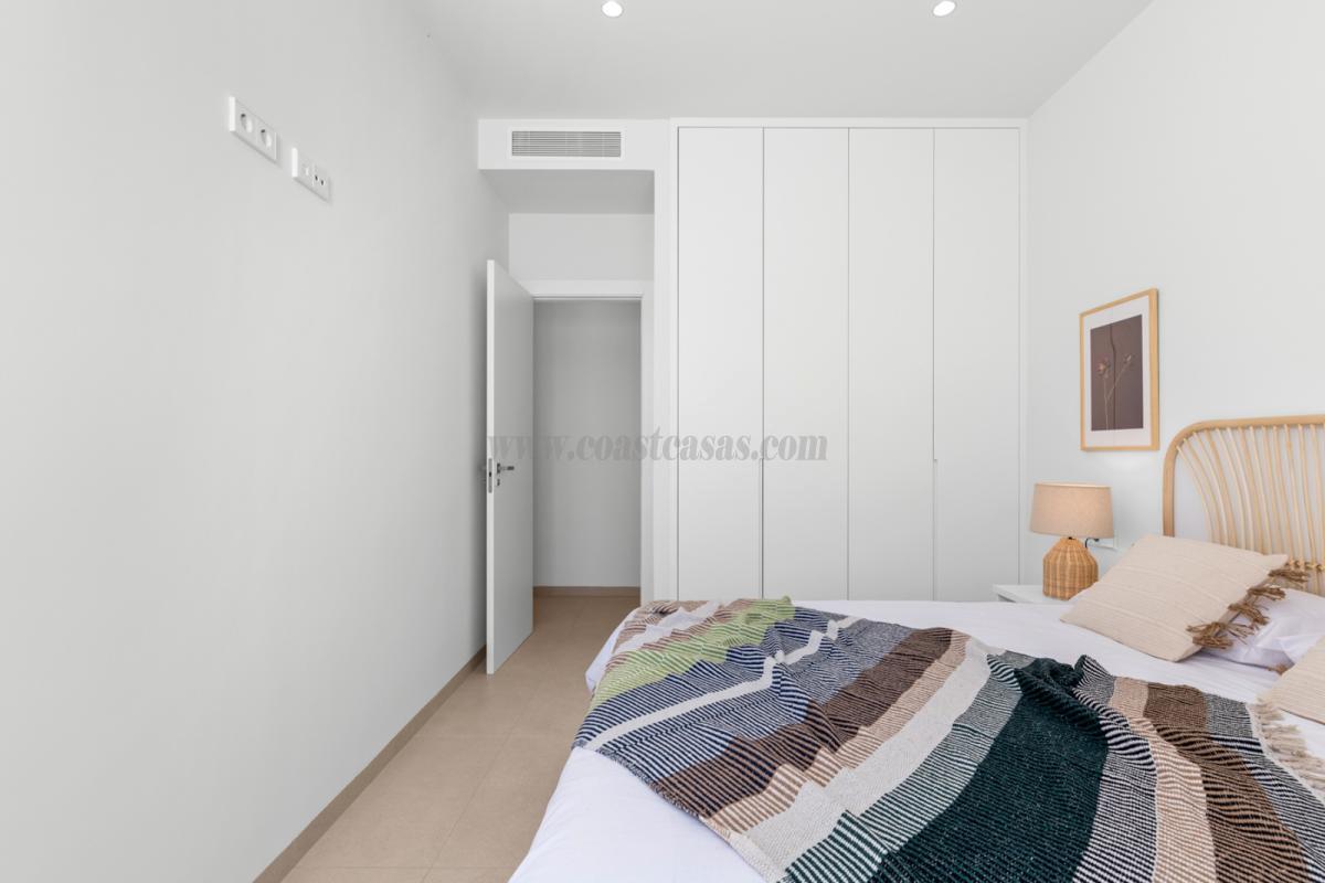 Venta de villa en Los Alcázares