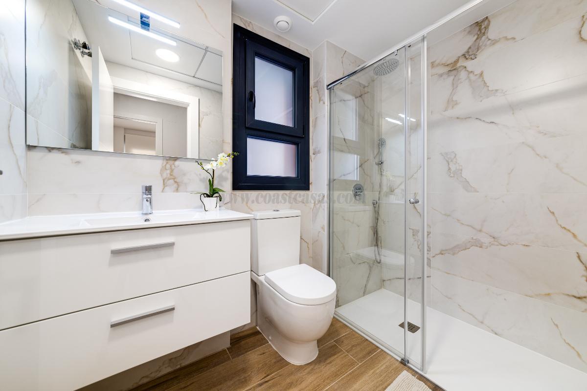 Zu verkaufen von appartement in
 Orihuela Costa