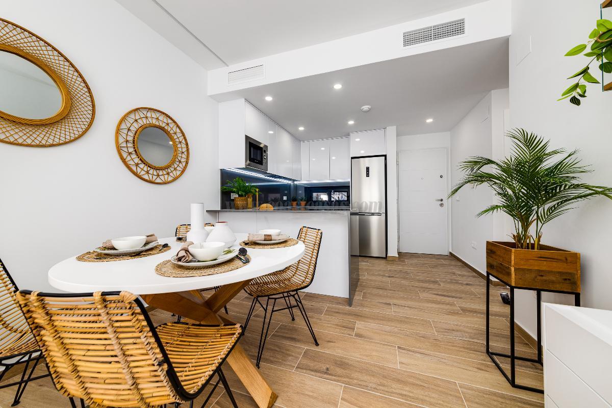Zu verkaufen von appartement in
 Orihuela Costa
