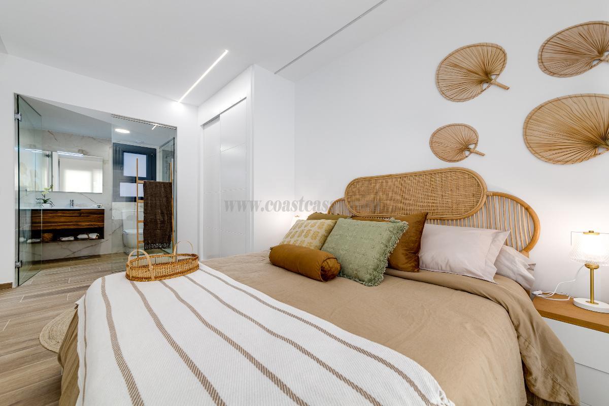 For sale of apartment in Orihuela Costa