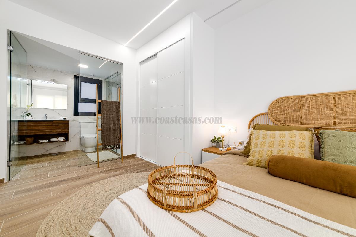 For sale of apartment in Orihuela Costa
