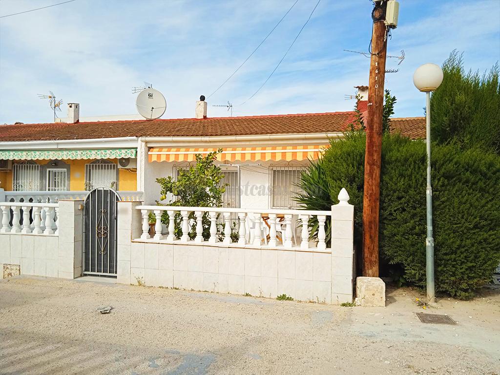 For sale of bungalow in Torrevieja