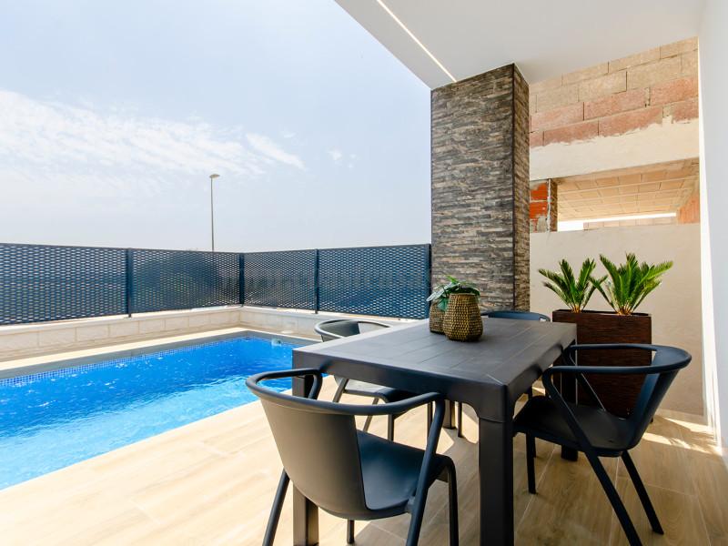 Venta de villa en Orihuela