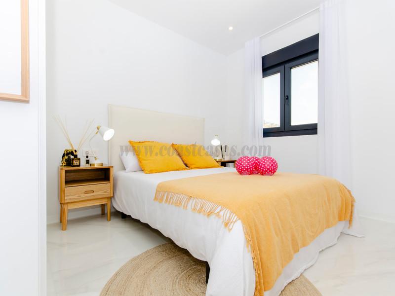 Venta de villa en Orihuela