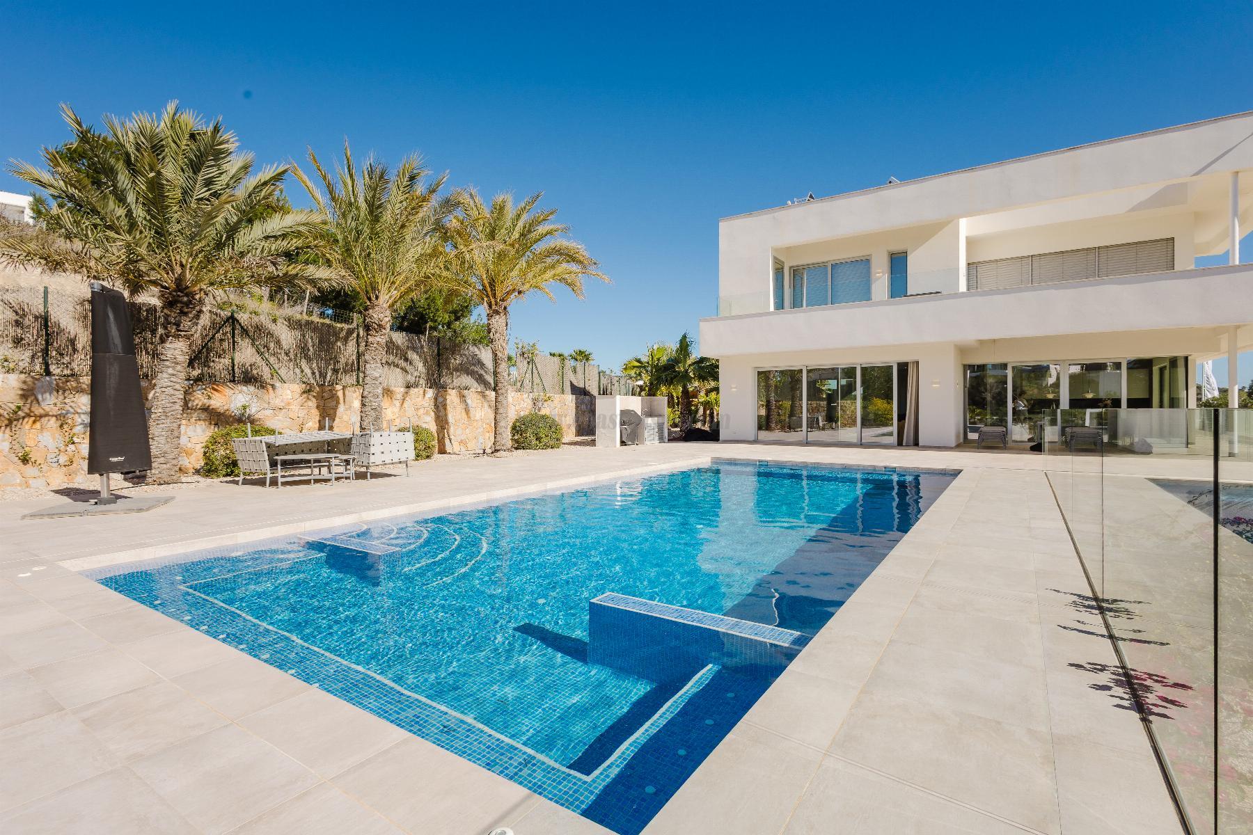 Venta de villa en Orihuela Costa