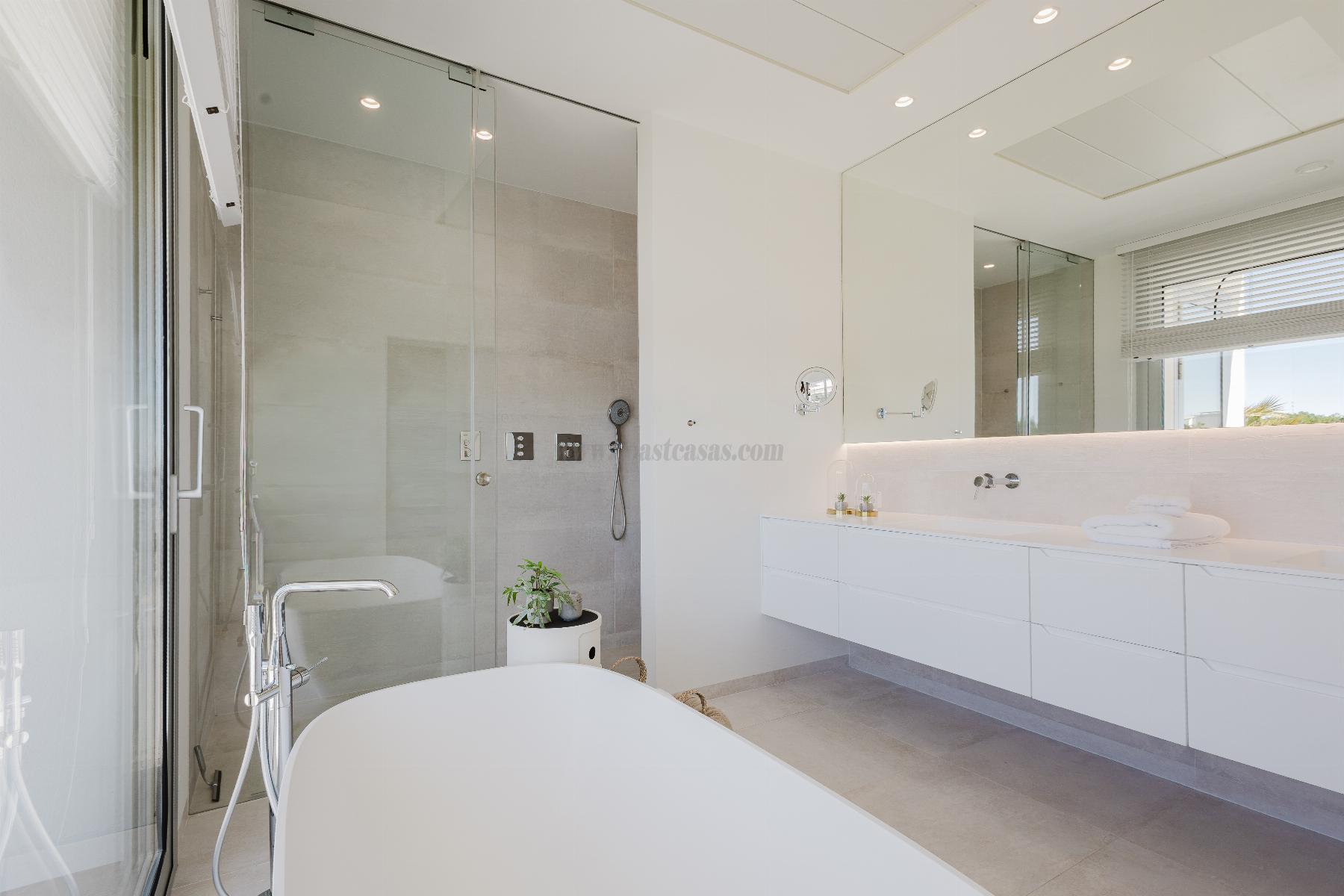 Venta de villa en Orihuela Costa