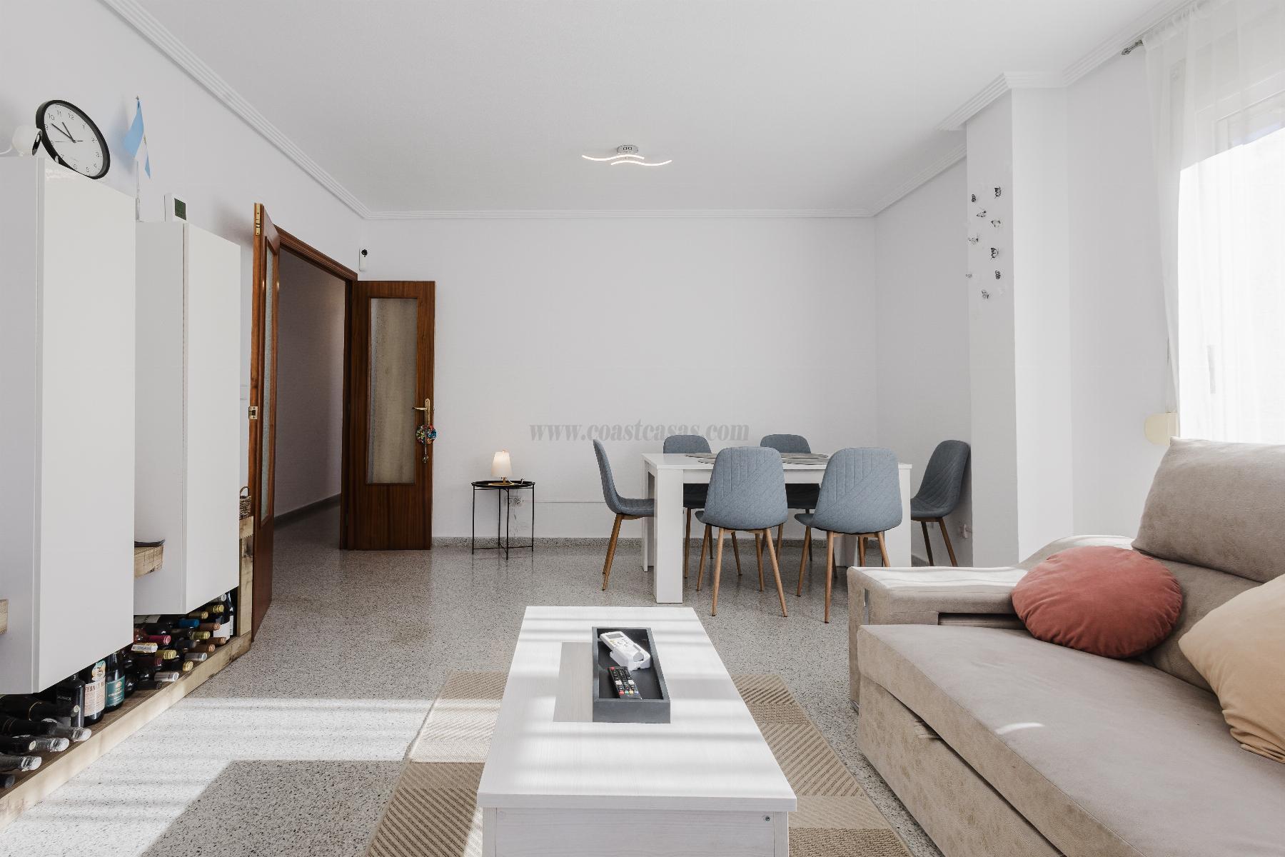 Venta de apartamento en San Miguel de Salinas