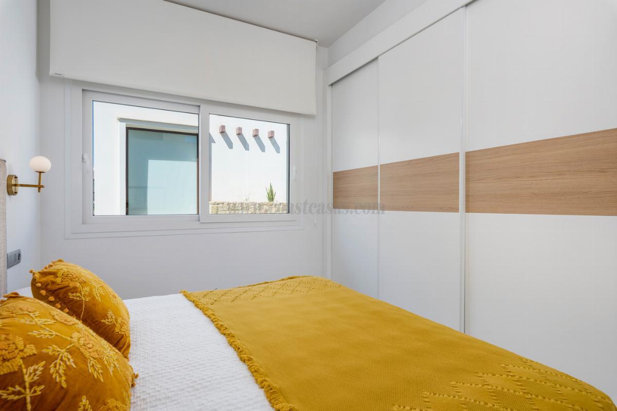 For sale of chalet in Los Montesinos