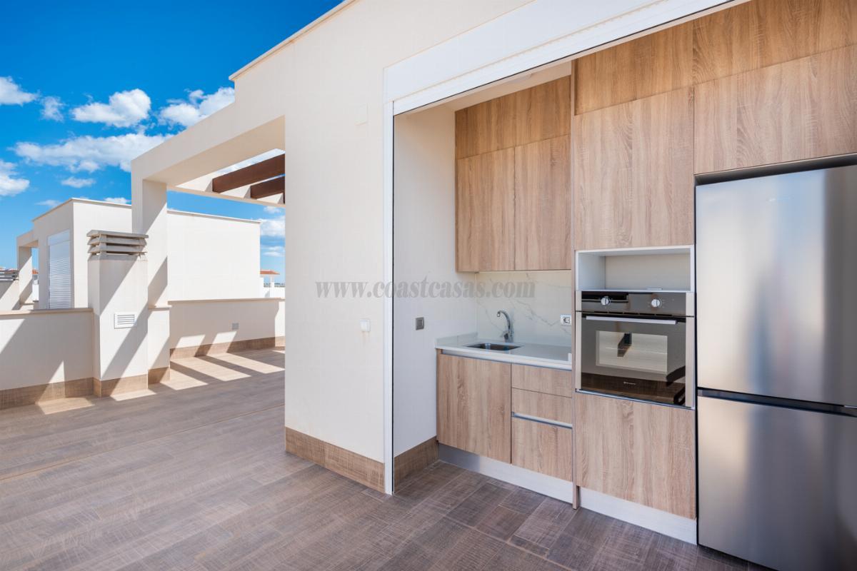 For sale of chalet in Los Montesinos