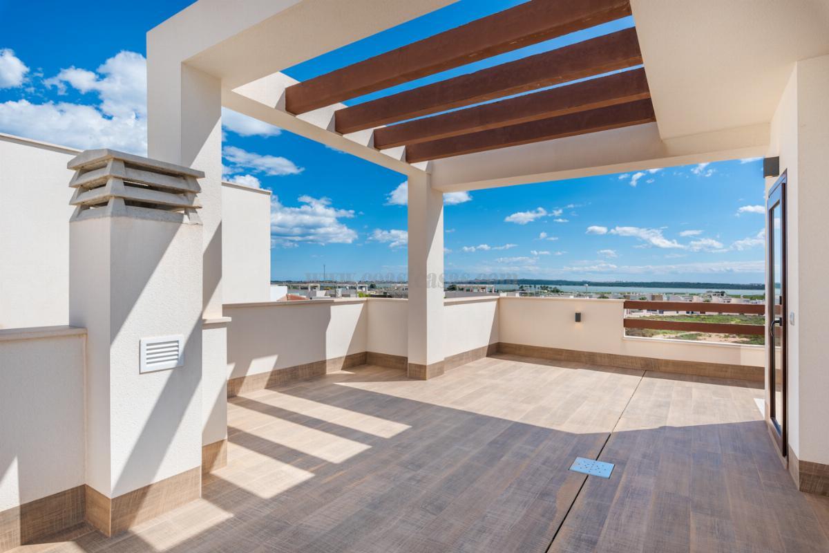 For sale of chalet in Los Montesinos