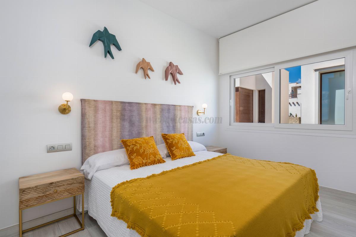 For sale of chalet in Los Montesinos