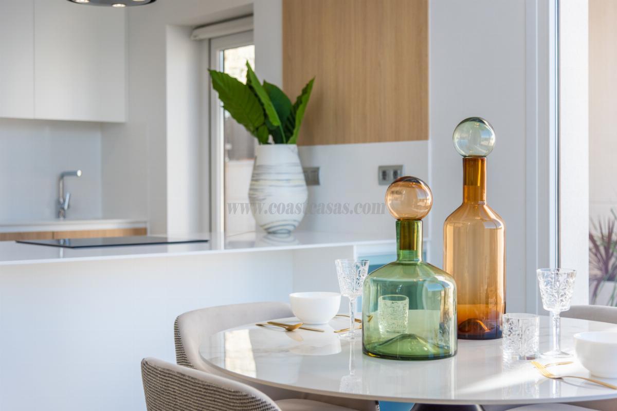 For sale of chalet in Los Montesinos