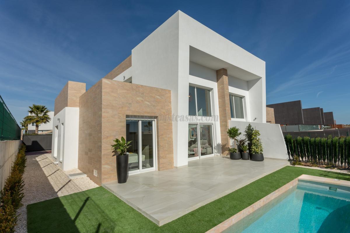 Venta de villa en Algorfa
