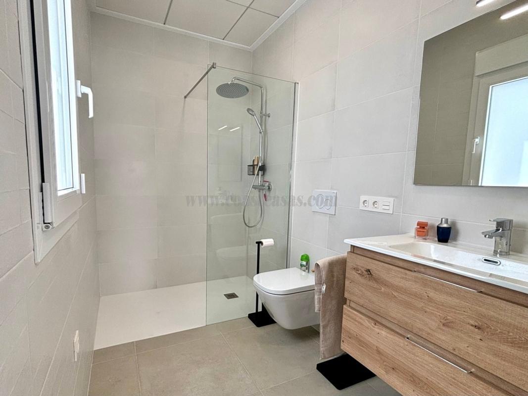 Venta de villa en Rojales