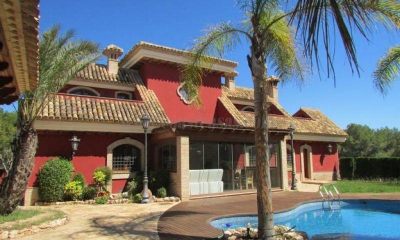 Venta de villa en Campoamor