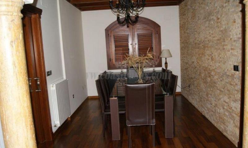Zu verkaufen von villa in
 Campoamor